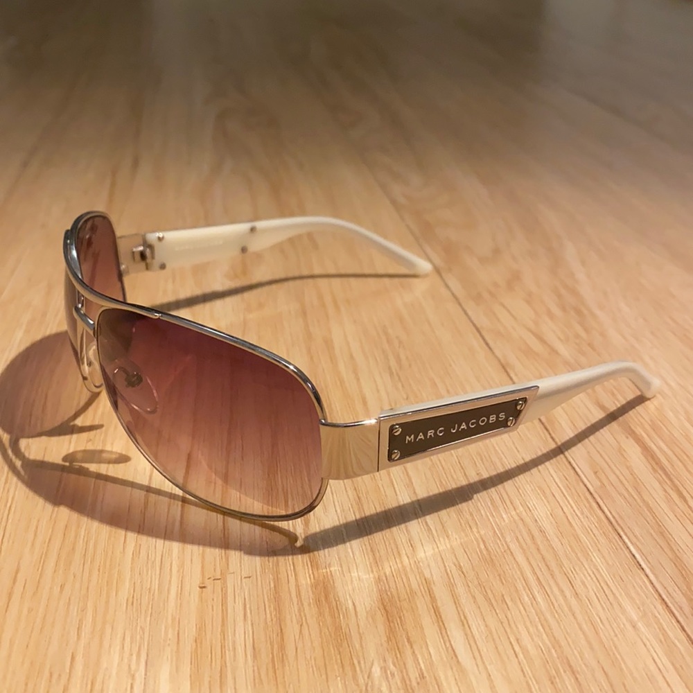 Marc Jacobs sunglasses